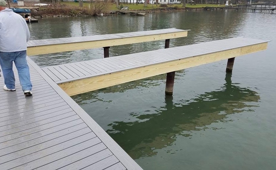 COMPOSITE DECKING (2)